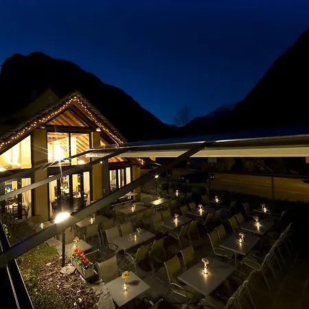 Myverzasca Casa Rossa * Brione