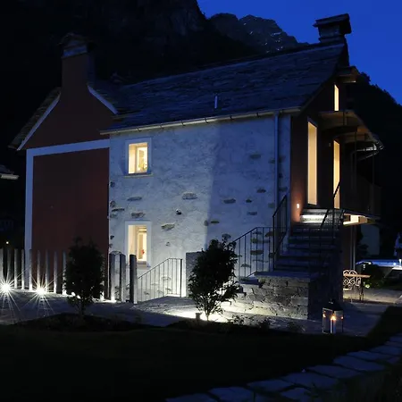 Myverzasca Casa Rossa