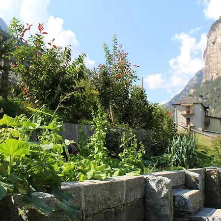 アパート Myverzasca Casa Rossa